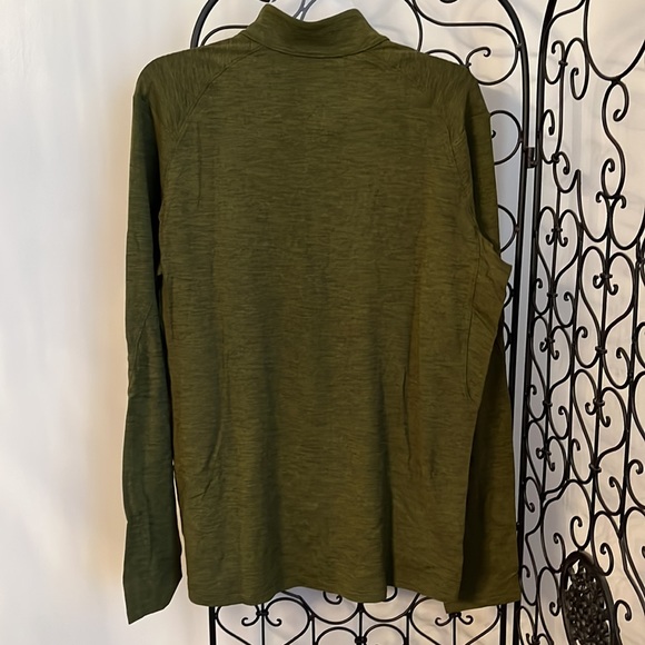 Surge 1/2 zip - Picture 3 of 3